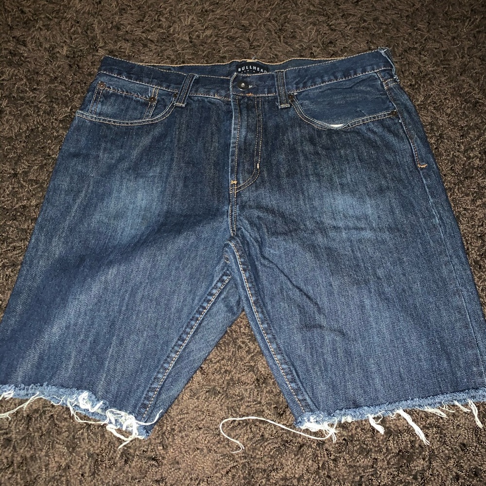 Men’s bullhead jean shorts dark wash